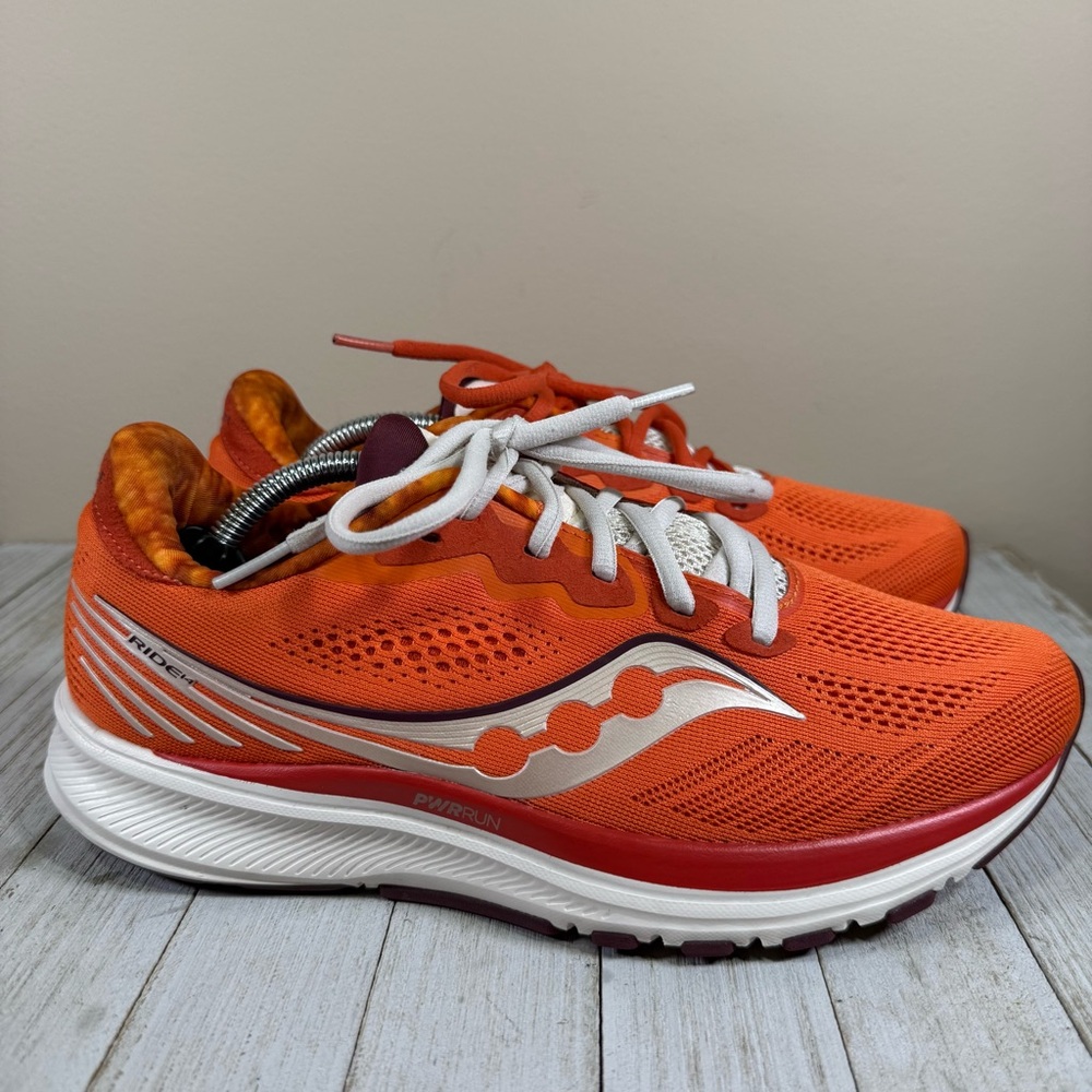 Saucony Ride 14 Running Shoes Womens 8.5 orange beige Lace Up Active Gym Casual